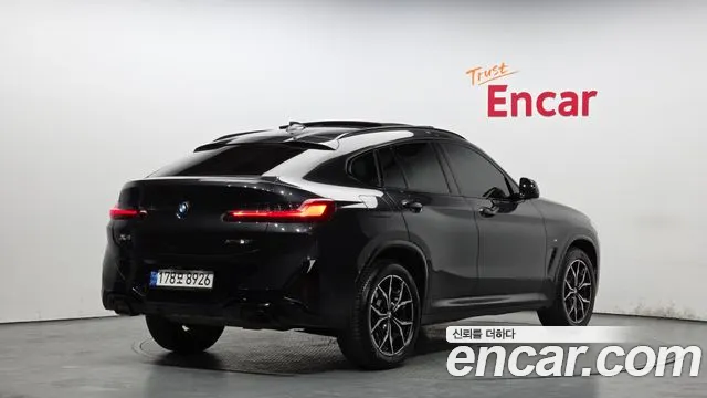 BMW X4 2022 — фото 2