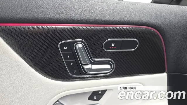 Mercedes-Benz GLA-Class 2020 — фото 18
