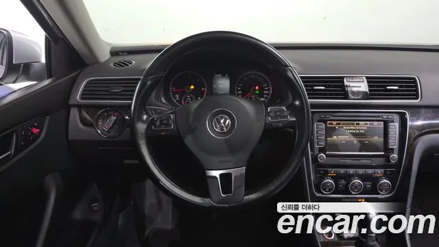 Volkswagen Passat 2015 — фото 15