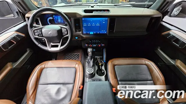 Ford Bronco 2023 — фото 10