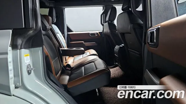 Ford Bronco 2023 — фото 17