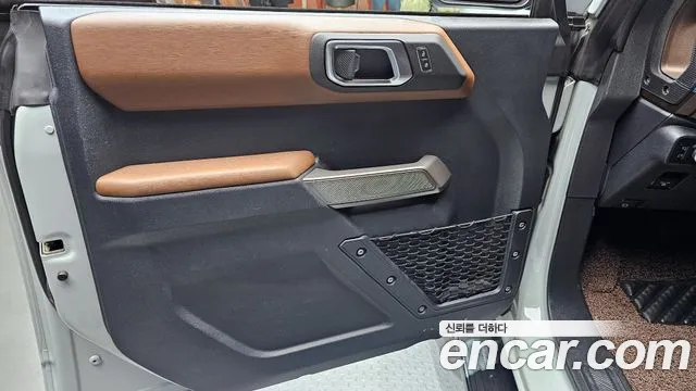 Ford Bronco 2023 — фото 14