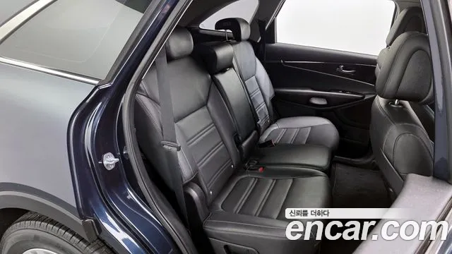 Kia Sorento 2017 — фото 15