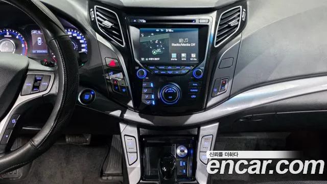 Hyundai i40 2016 — фото 14