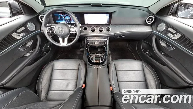 Mercedes-Benz E-Class 2019 — фото 7