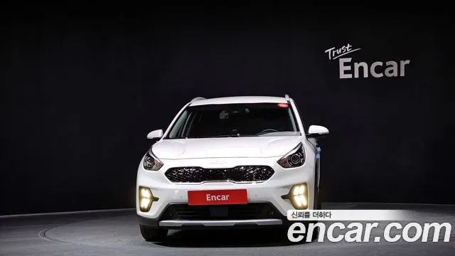 Kia Niro 2022 — фото 3