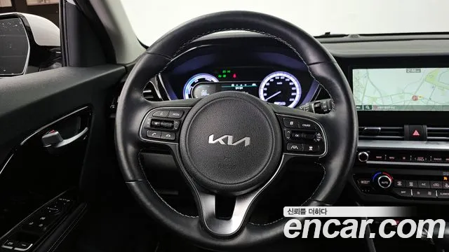 Kia Niro 2022 — фото 19