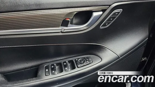 Hyundai Grandeur 2018 — фото 16