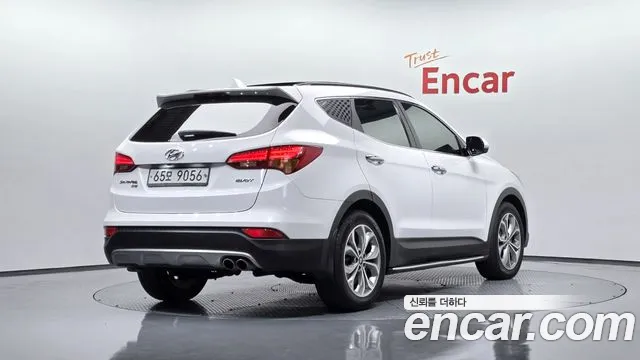 Hyundai Santafe 2015 — фото 1