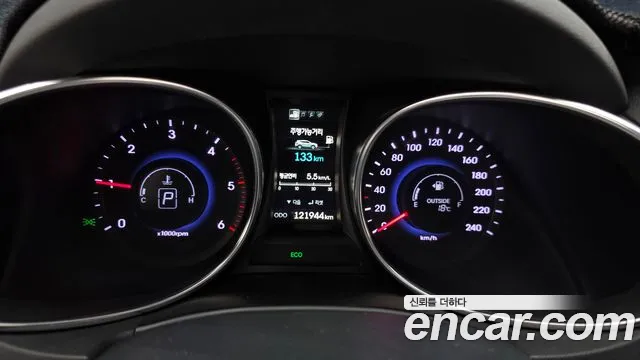 Hyundai Santafe 2015 — фото 10