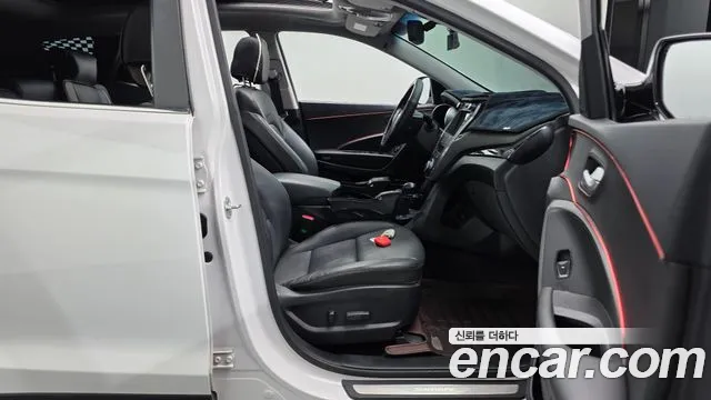Hyundai Santafe 2015 — фото 16