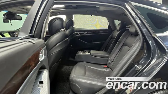 Hyundai Genesis 2015 — фото 12