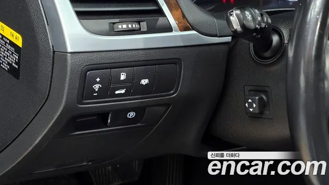 Hyundai Genesis 2015 — фото 14