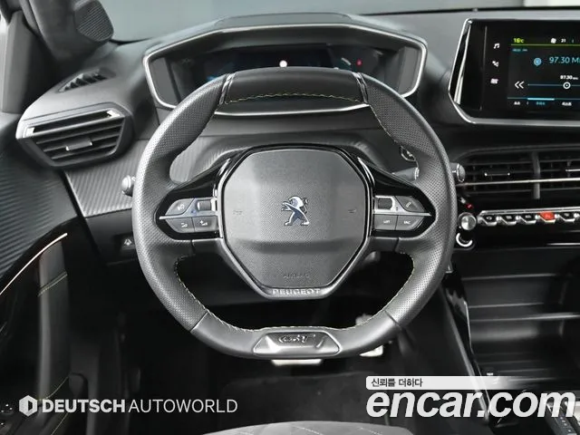 Peugeot 208 2023 — фото 13