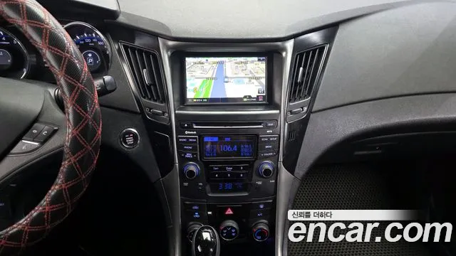 Hyundai Sonata 2014 — фото 14