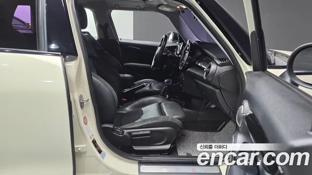 Mini Cooper 2015 — фото 11