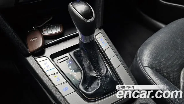 Hyundai AVANTE 2017 — фото 9