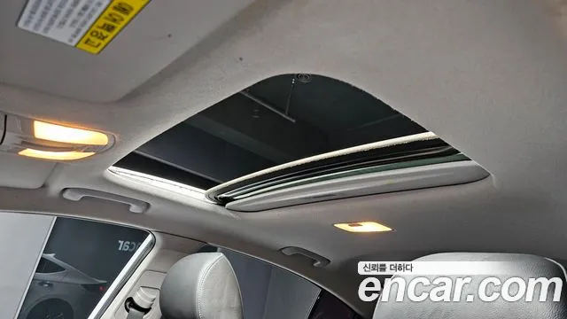 Hyundai AVANTE 2017 — фото 18
