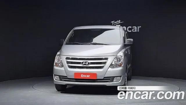 Hyundai Starex 2017 — фото 3