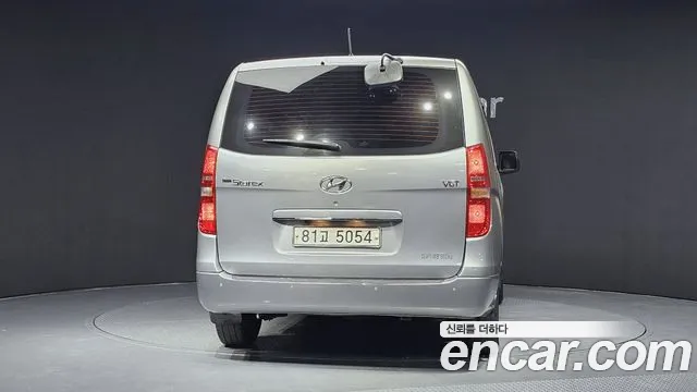 Hyundai Starex 2017 — фото 4