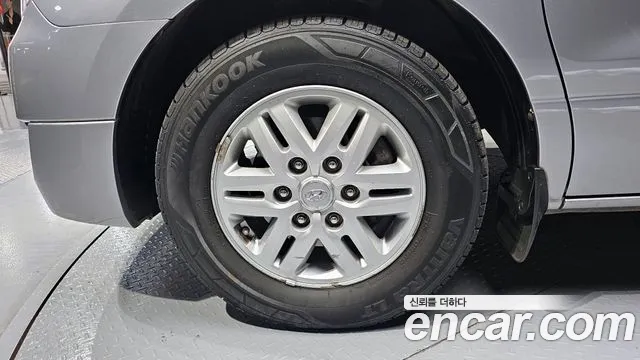 Hyundai Starex 2017 — фото 5