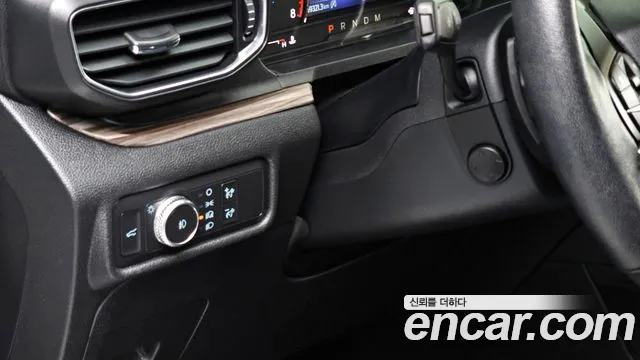 Ford Explorer 2020 — фото 14