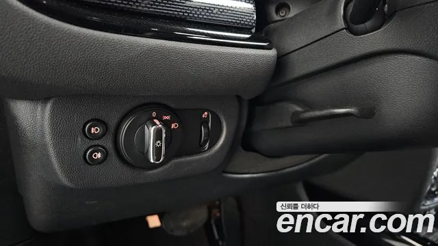 Mini Clubman 2018 — фото 19
