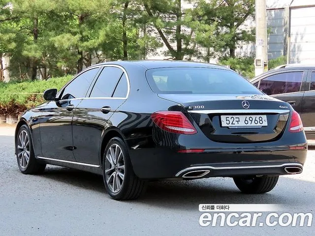 Mercedes-Benz E-Class 2019 — фото 3