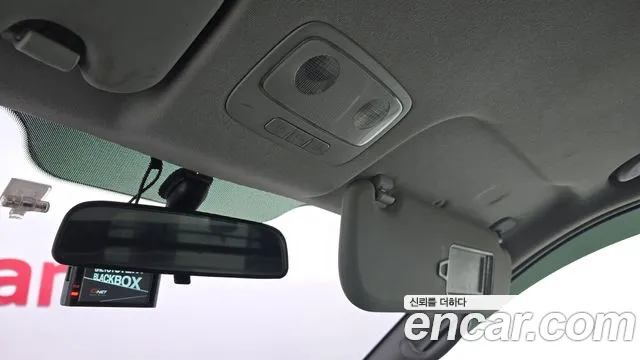 Hyundai Starex 2015 — фото 16
