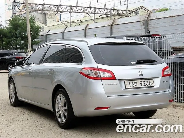 Peugeot 508 2015 — фото 3