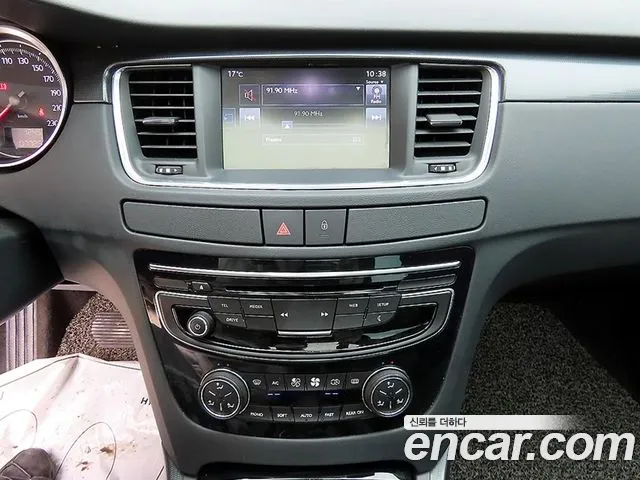 Peugeot 508 2015 — фото 13