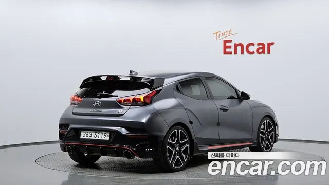 Hyundai Veloster 2019 — фото 2