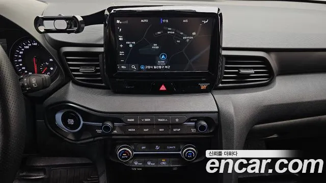 Hyundai Veloster 2019 — фото 20