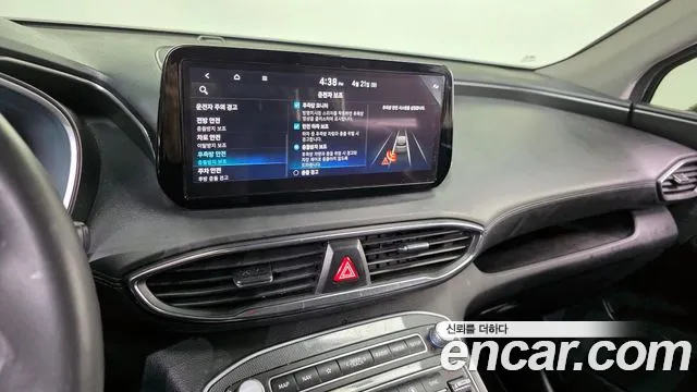 Hyundai Santafe 2022 — фото 20