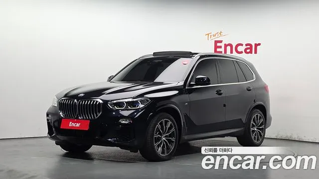 BMW X5 2021 — фото 1