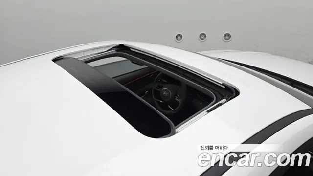 Hyundai AVANTE 2024 — фото 16