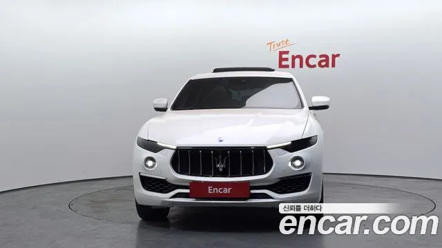 Maserati Levante 2017 — фото 3