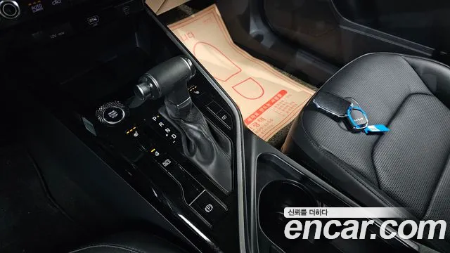Kia Niro 2022 — фото 12