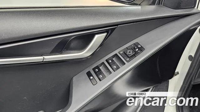 Kia Niro 2022 — фото 19