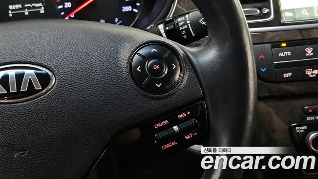 Kia K9 2015 — фото 19