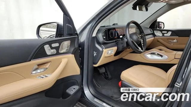 Mercedes-Benz GLE-Class 2025 — фото 13