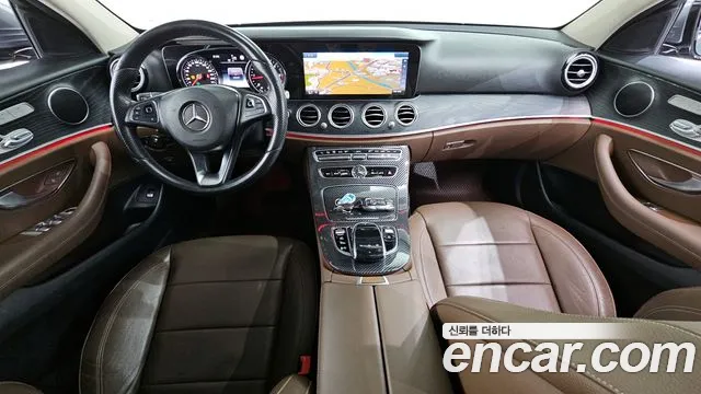 Mercedes-Benz E-Class 2017 — фото 7
