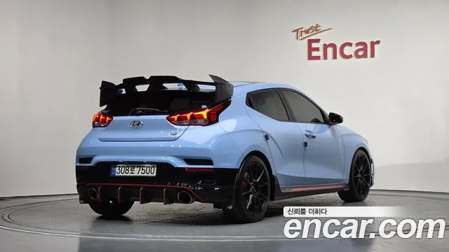 Hyundai Veloster 2019 — фото 2