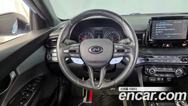 Hyundai Veloster 2019 — фото 19
