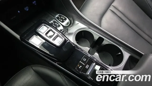 Hyundai Sonata 2020 — фото 12
