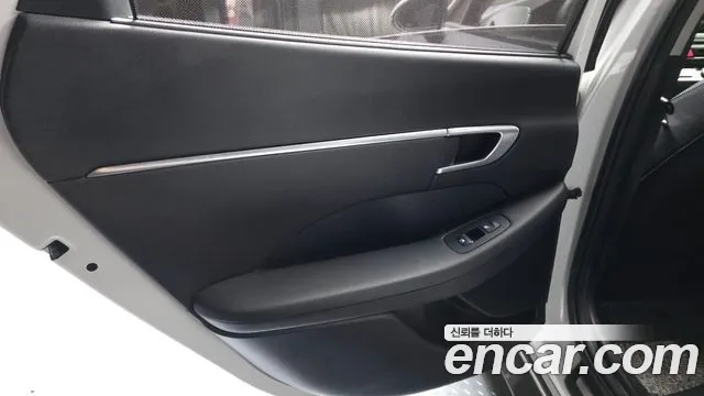 Hyundai Sonata 2020 — фото 15