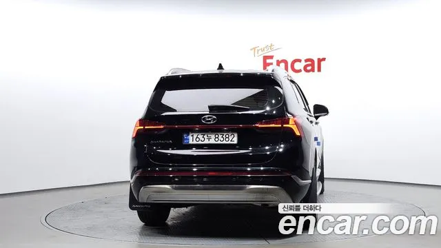 Hyundai Santafe 2023 — фото 4