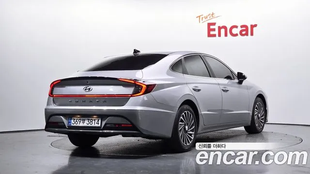 Hyundai Sonata 2023 — фото 2