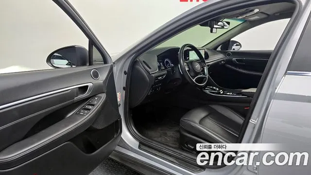 Hyundai Sonata 2023 — фото 10
