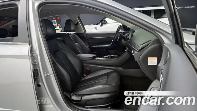 Hyundai Sonata 2023 — фото 11